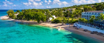 Waves Hotel and Spa by Elegant Hotels image 1