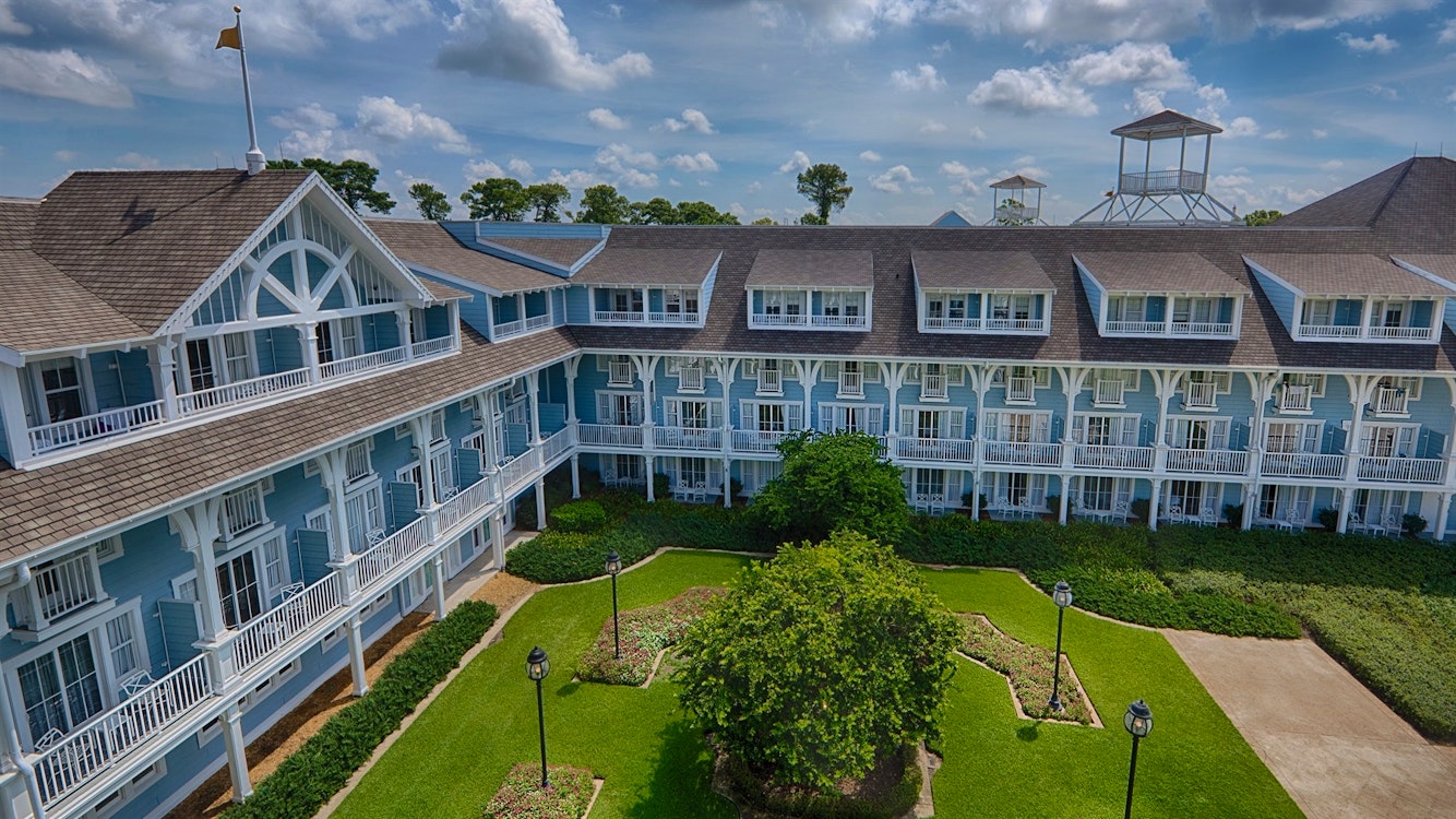 Disney’s Yacht Club Resort
