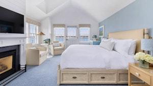 Harborview Guest Room