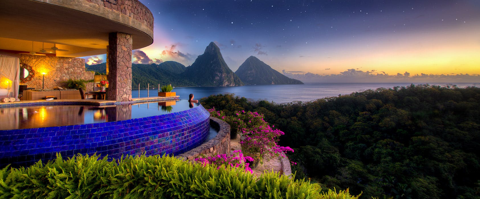 10 of the Best Infinity Pools in the World