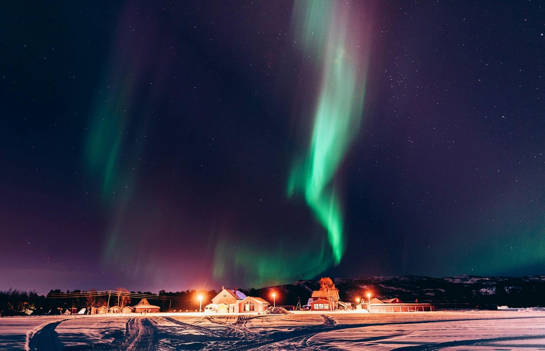 Northern Lights, Holmen Husky Lodge, Norway