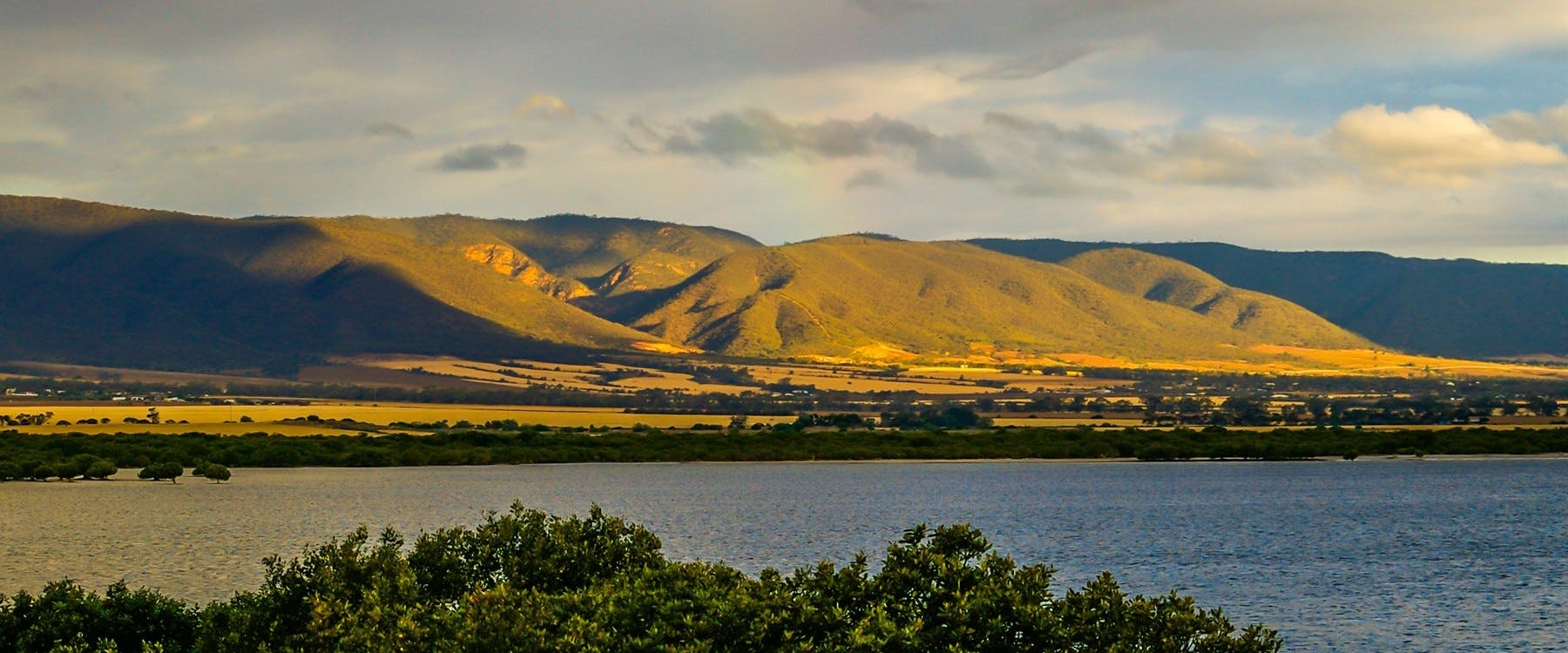 Flinders Ranges to Adelaide Hills