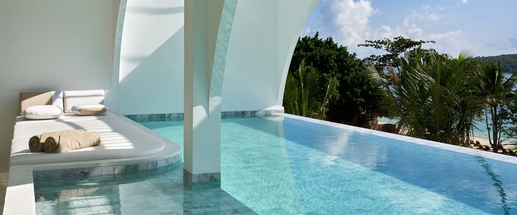 SALA Samui Chaweng Beach Resort image 2