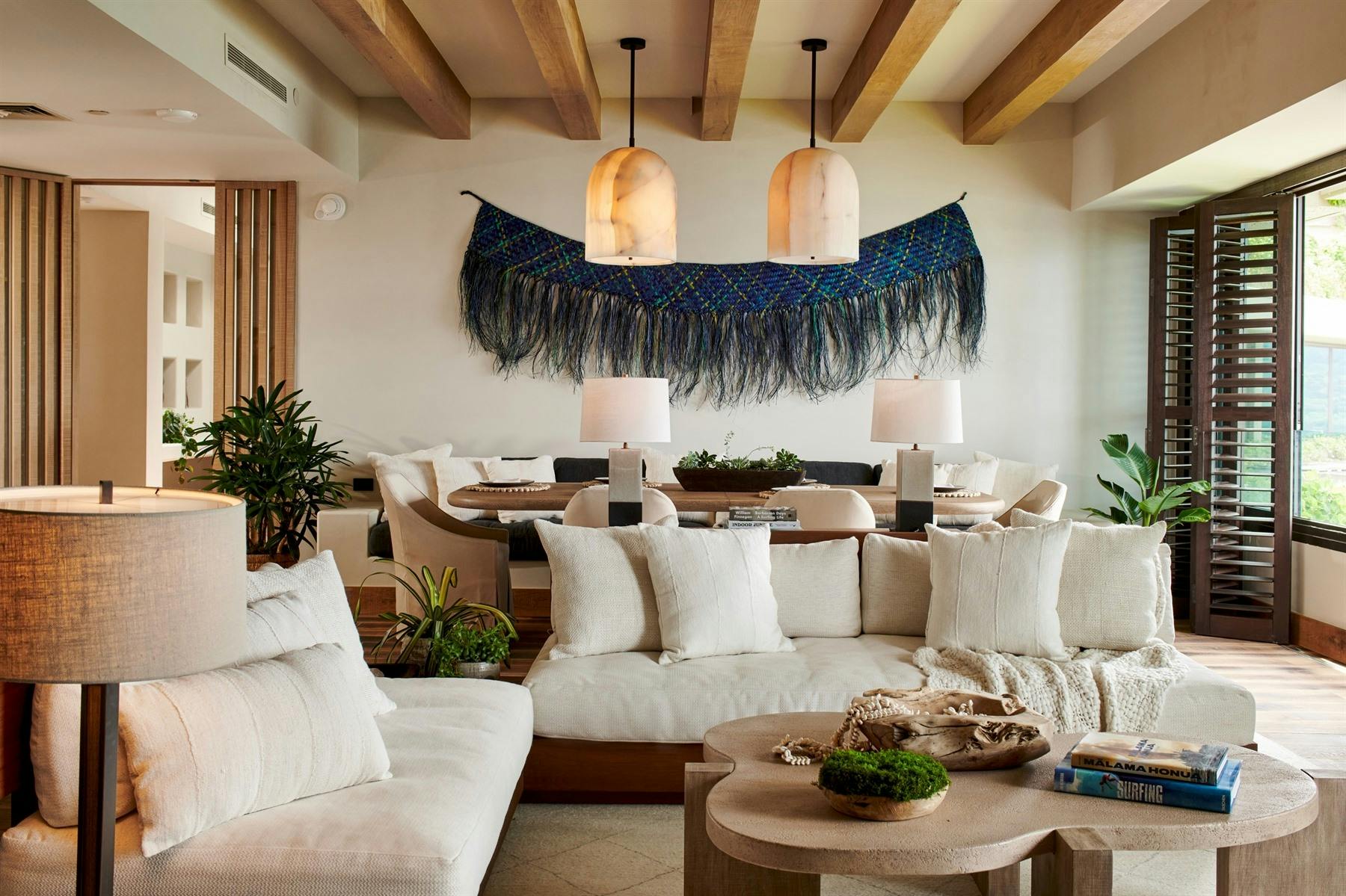 Connecting Makana Penthouse & Ocean View Two Queen