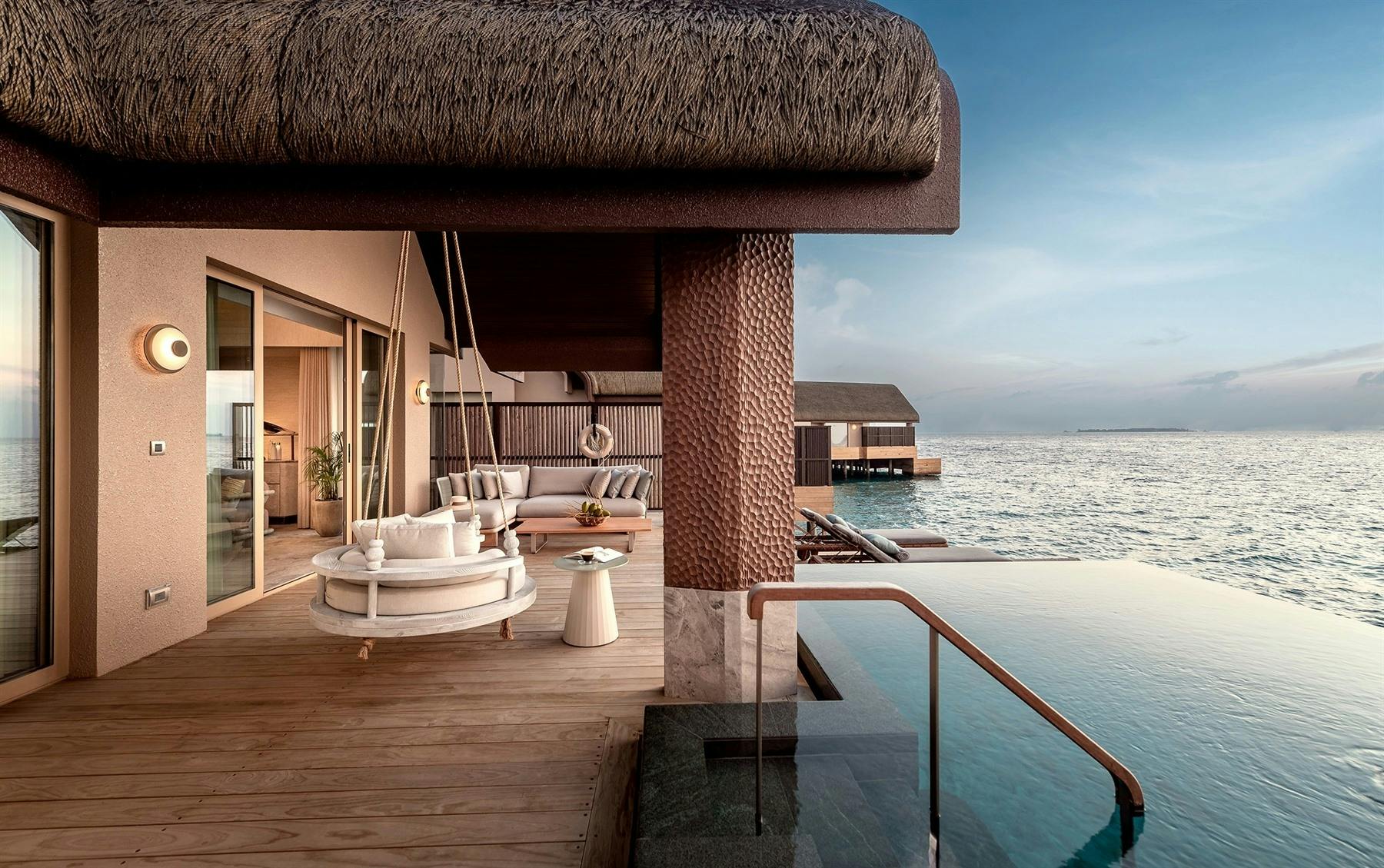 Grand Ocean Pool Villa