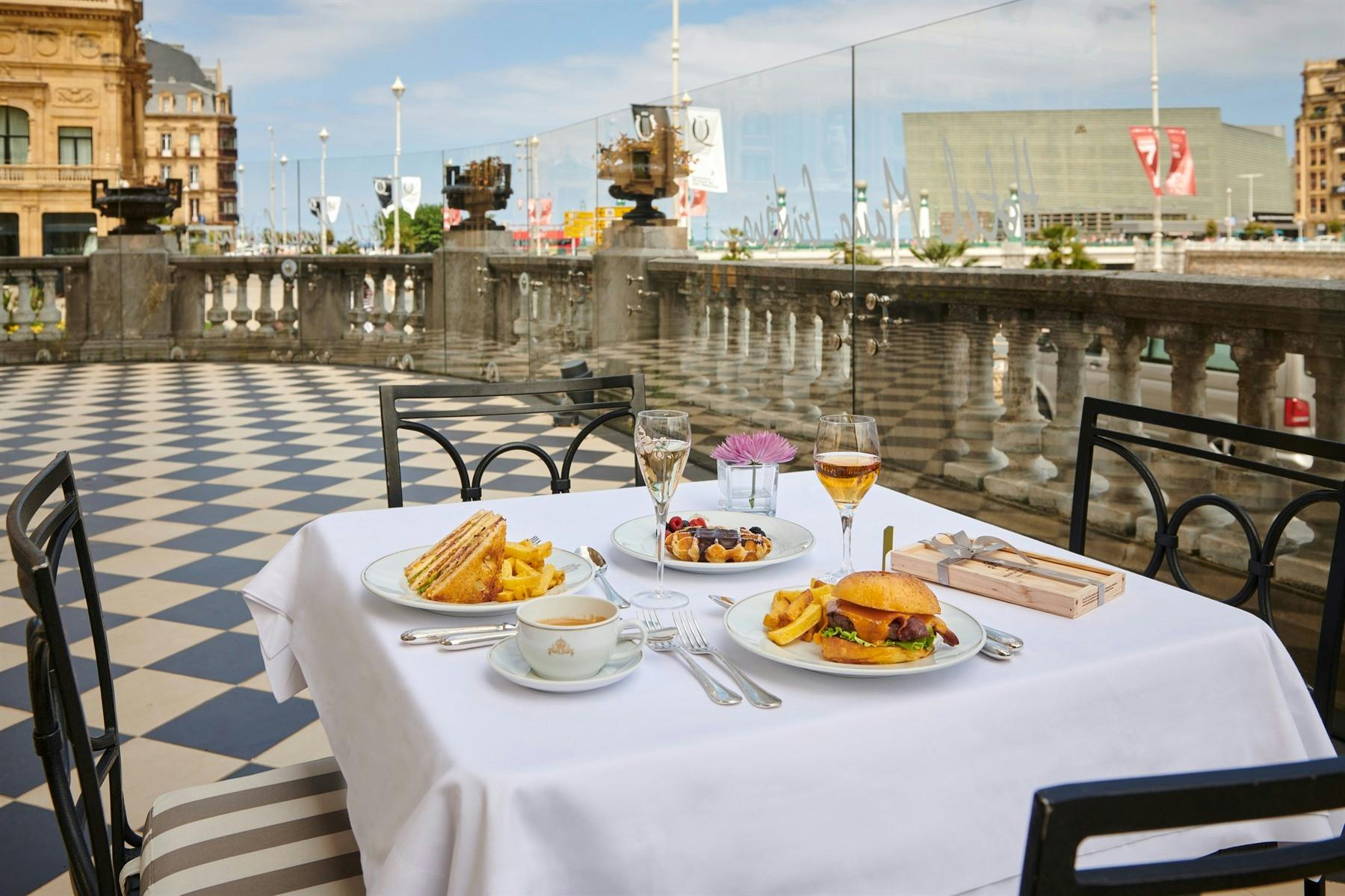 Maria Cristina, a Luxury Collection Hotel image 1