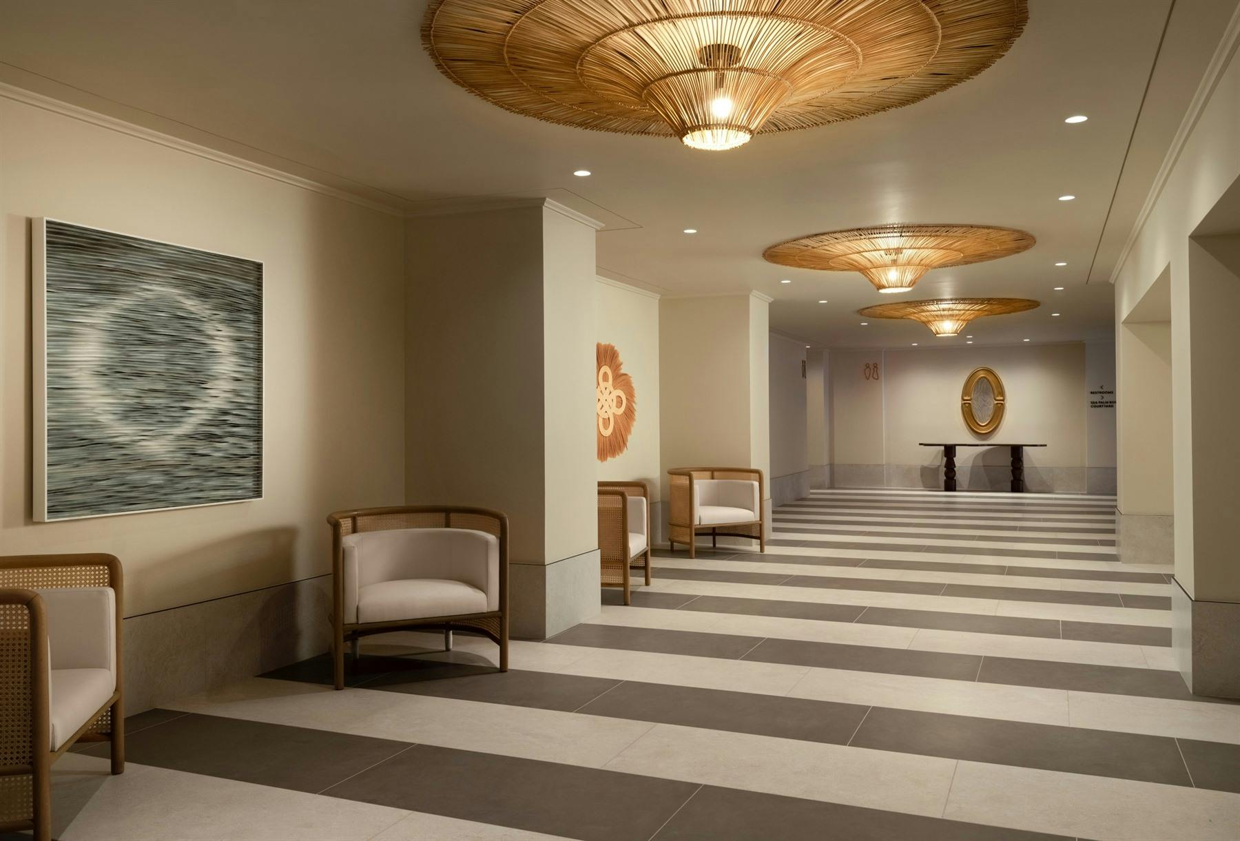 Sandbourne Santa Monica, Autograph Collection | Art area