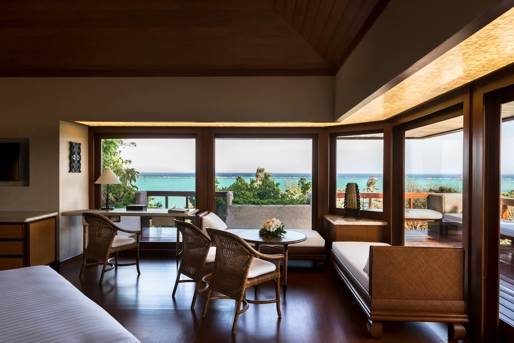 Deluxe Hillside Casita at Amanpulo