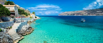 Luxury Peloponnese Holidays