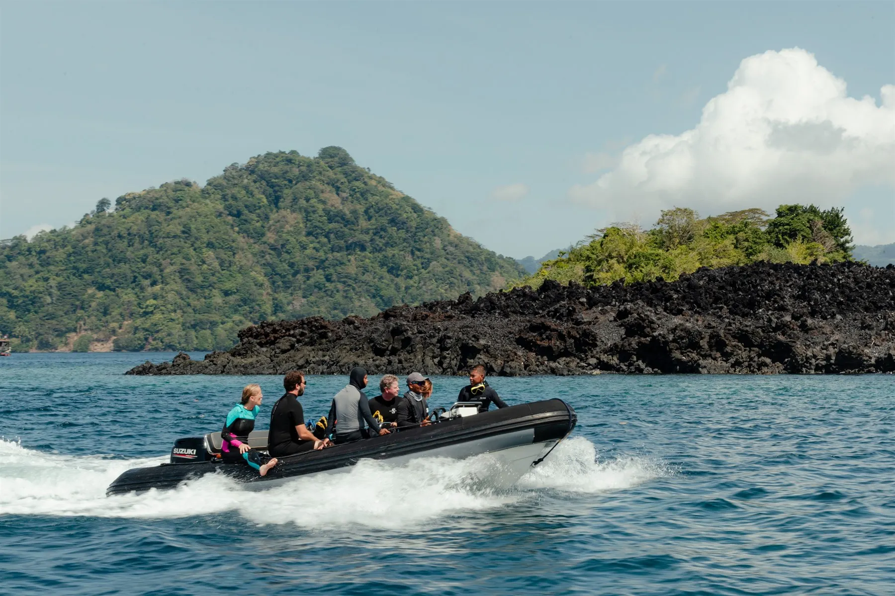 Tender Ride, Aqua Blu, Indonesia