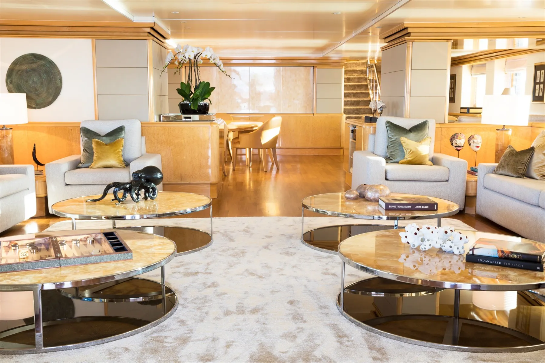 Salon, Aqua Blu, Indonesia