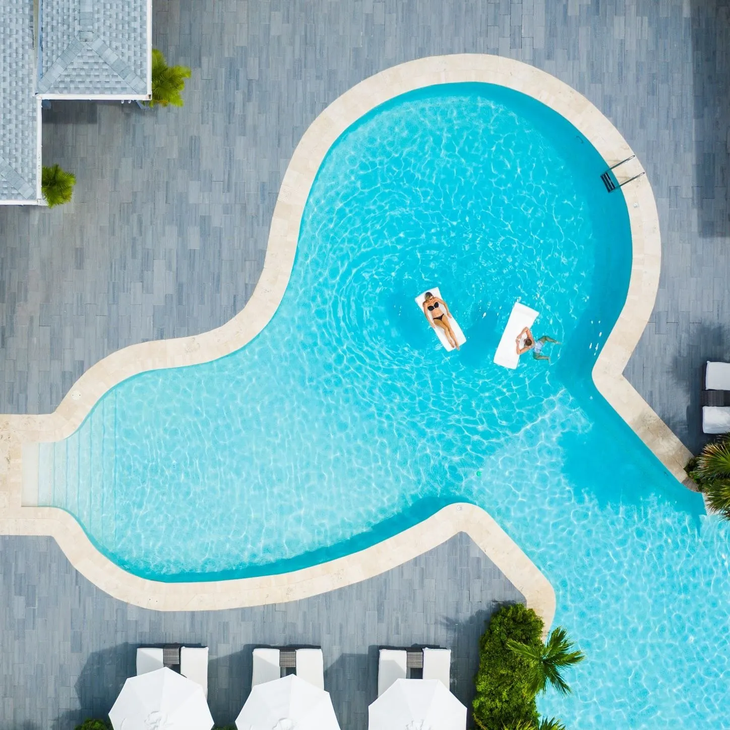 pool at carlisle bay antigua 