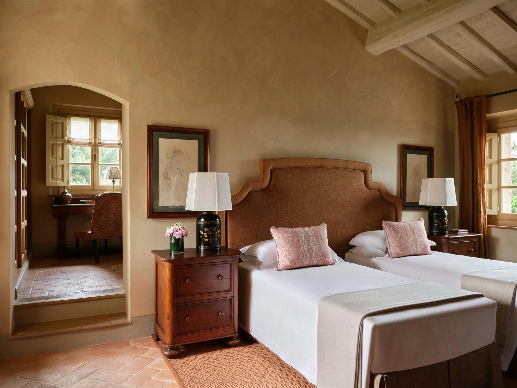 Twin Bedroom, Villa Alba at Rosewood Castiglion Del Bosco
