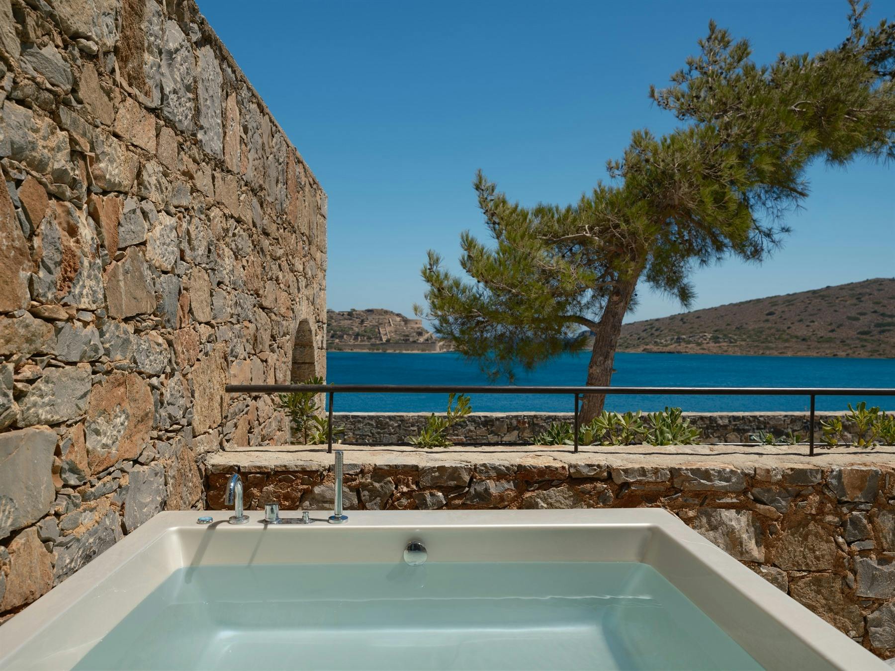 Chora Spinalonga Island Sea View Aqua Retreat