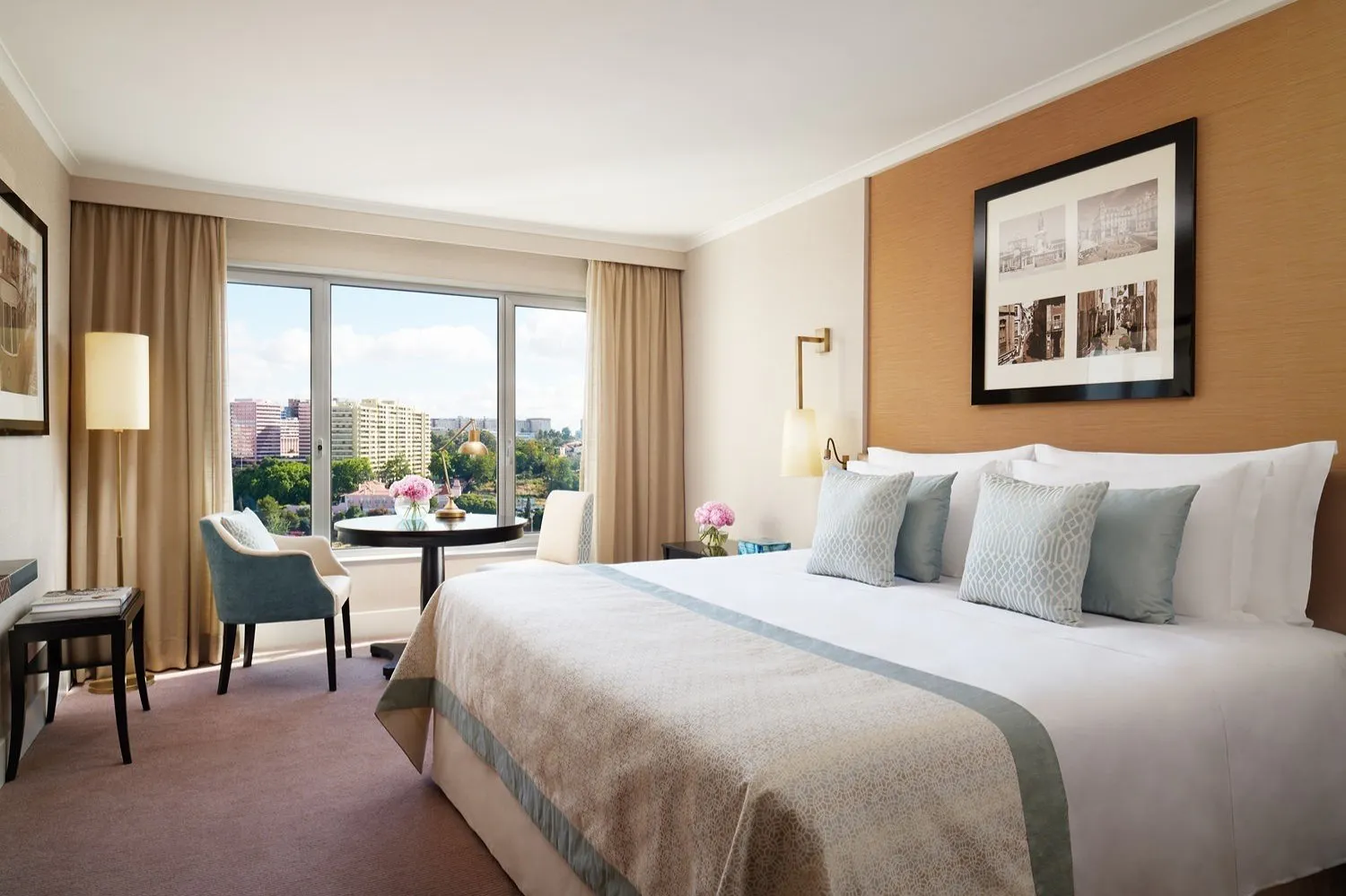 Deluxe Family Room, Corinthia Lisbon, Portugal