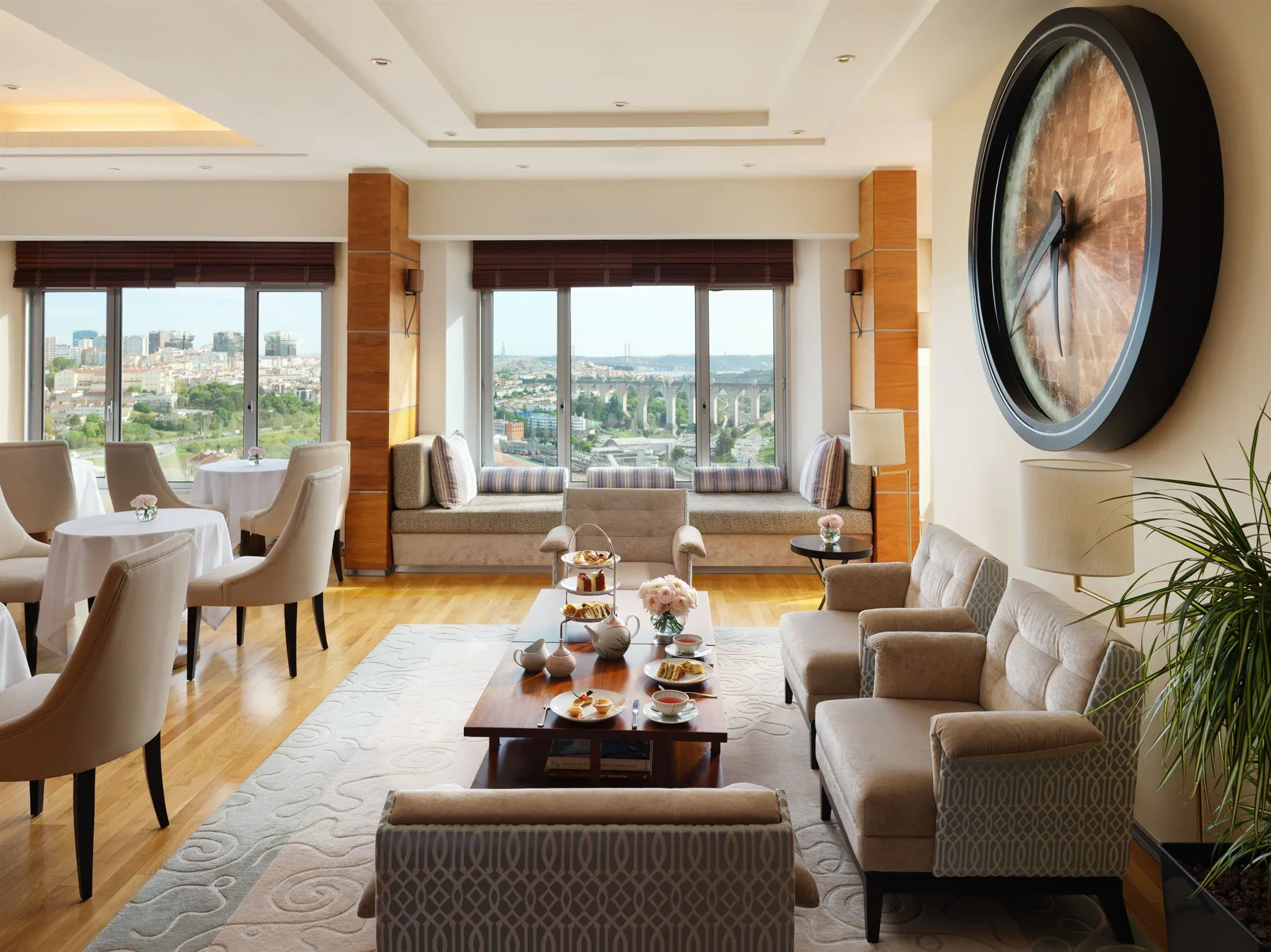 Sky Lounge, Corinthia Lisbon, Portugal