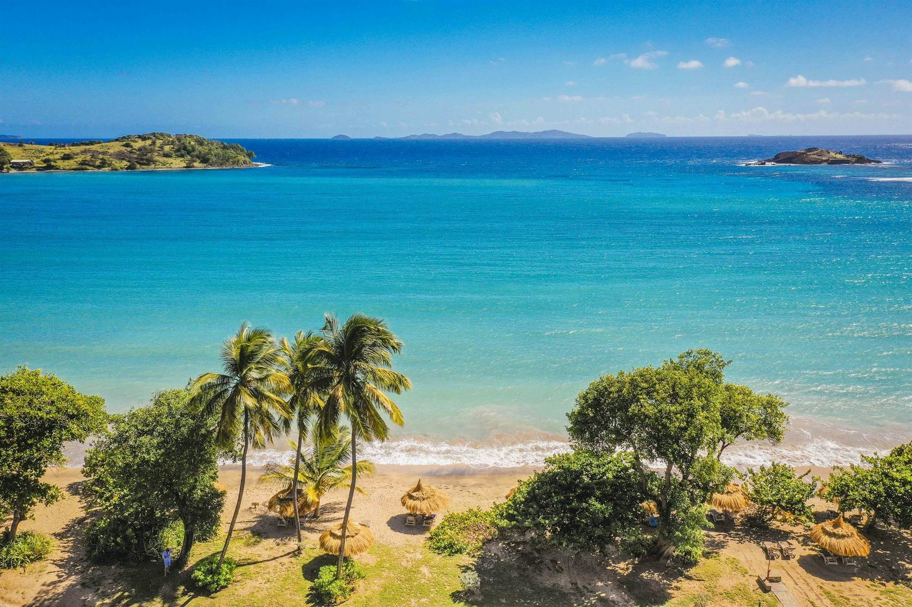 | Bequia Beach Hotel, Bequia 