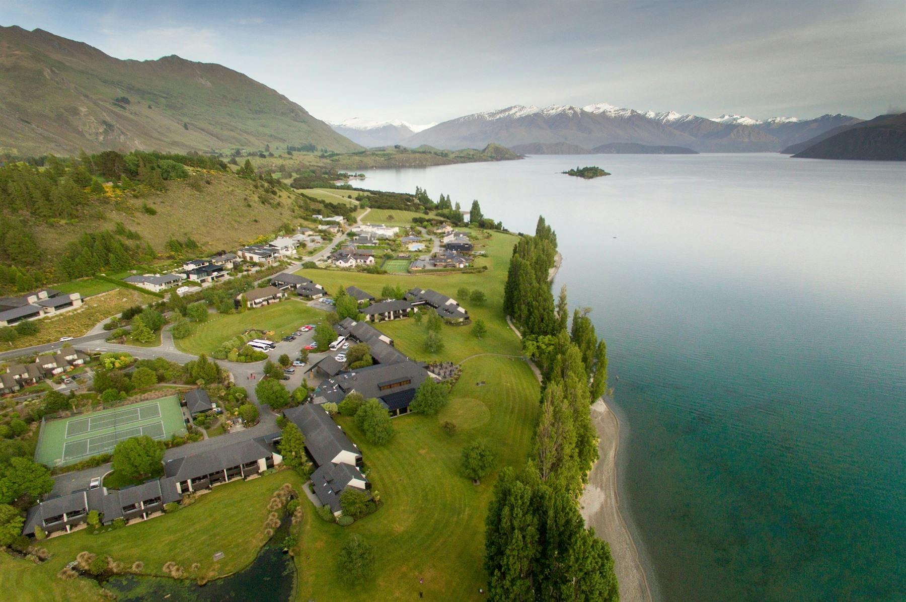 Edgewater Hotel- Lake Wanaka