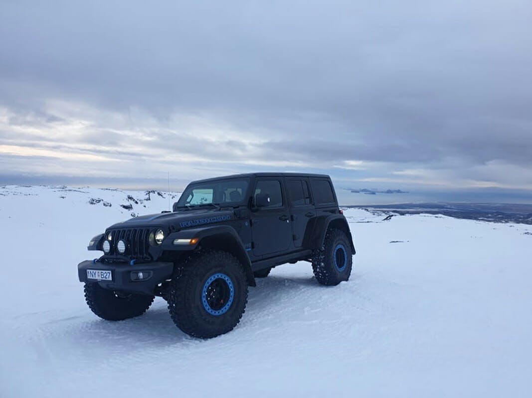 | Super Jeep Excursion