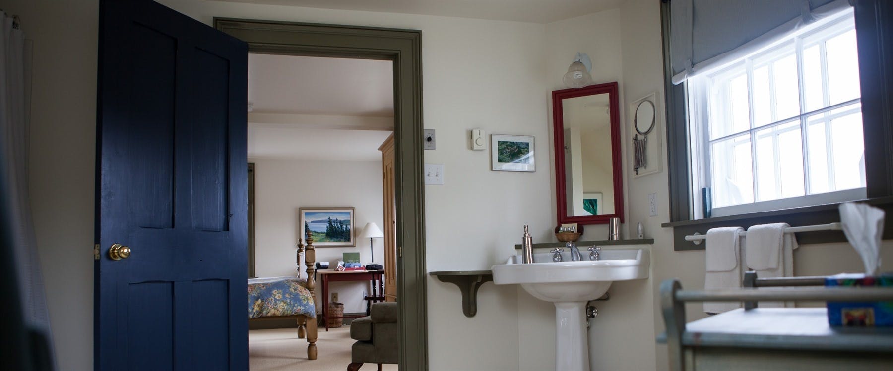 hilltop room at fishers loft inn