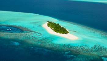 Four Seasons Private Island Maldives at Voavah image 1