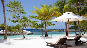 Enjoy a luxury island escape at a peaceful Jamaican oasis<place>GoldenEye</place><fomo>6</fomo>