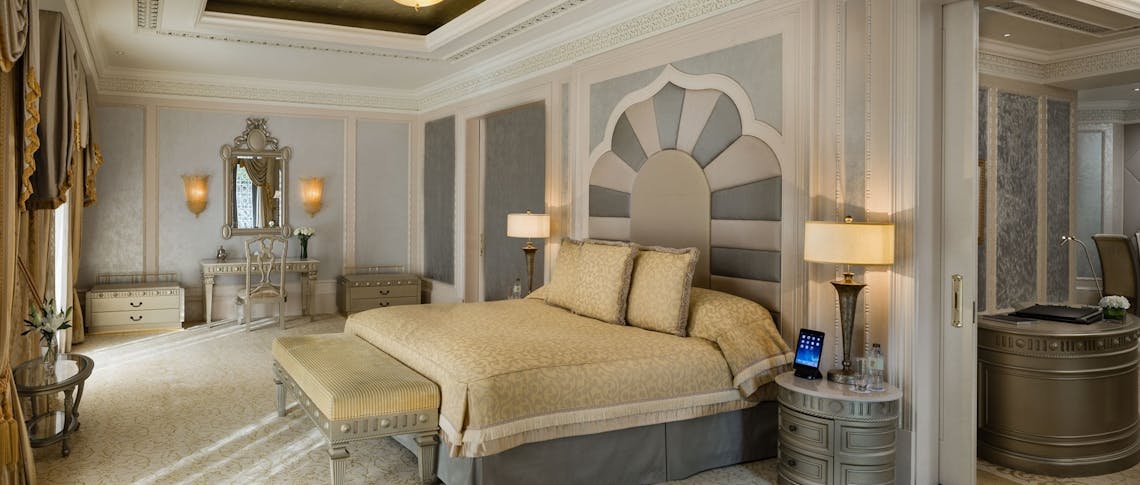 Deluxe Suite Bedroom at Emirates Palace, Abu Dhabi