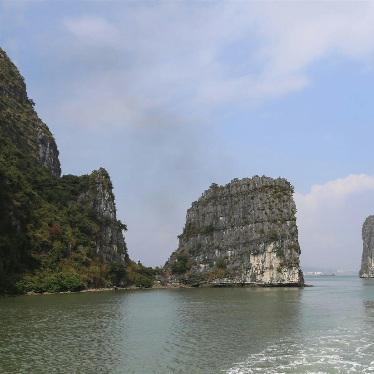 Halong Bay - Hanoi - Danang