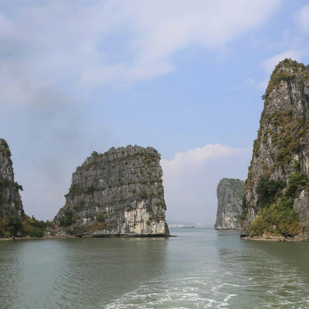 Halong Bay to Hoi An 