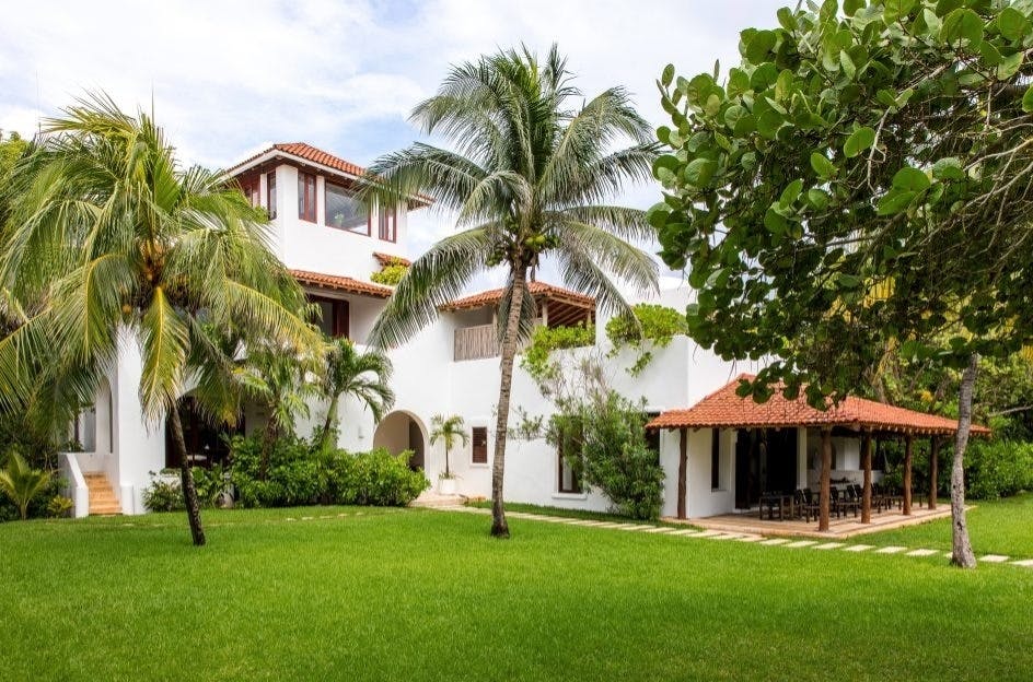 Hotel Esencia exterior