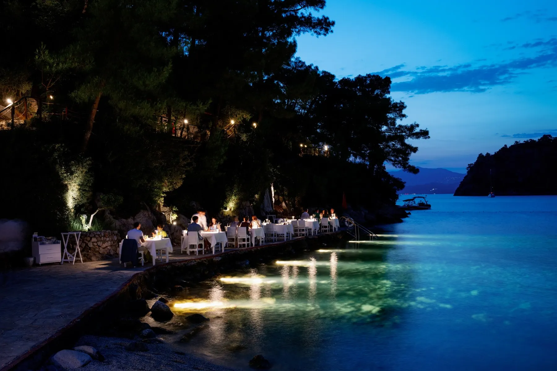Hillside Beach Club image 3