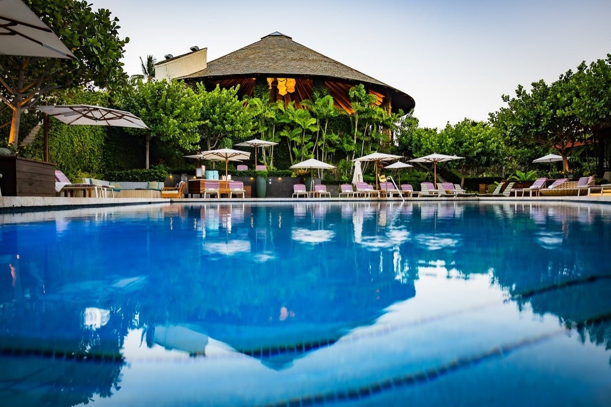 pool at hotel wailea maui hawaii 