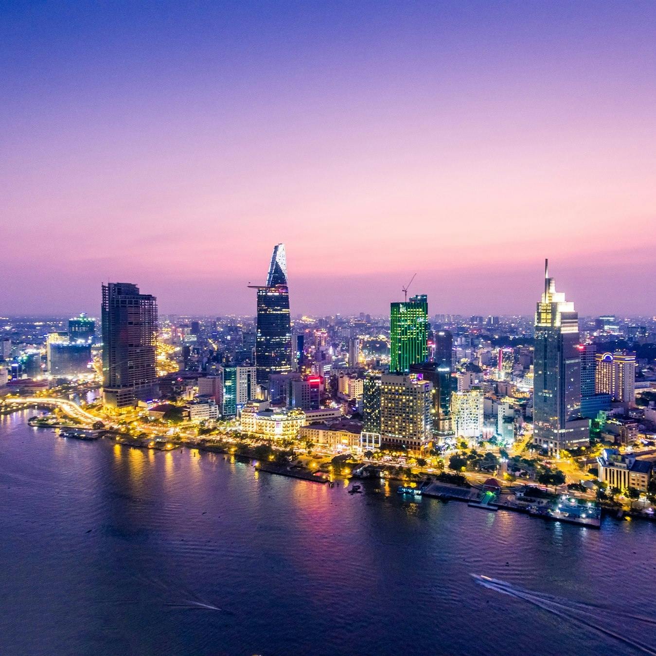 HO CHI MINH CITY - LONDON