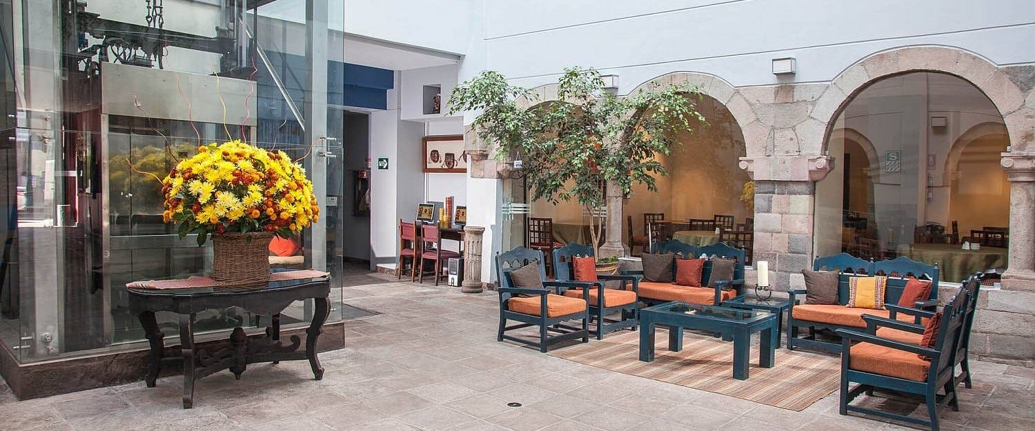 Lobby area in Hotel San Augustin El Dorado