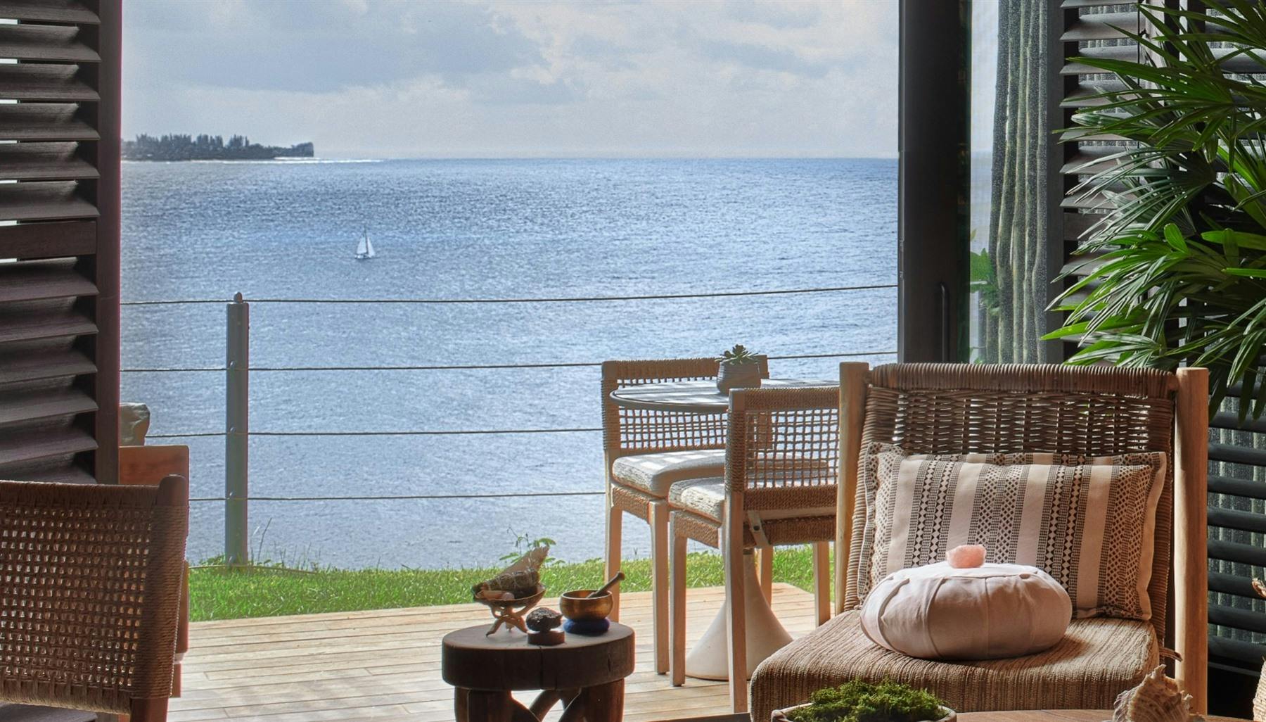 Ocean View Terrace King