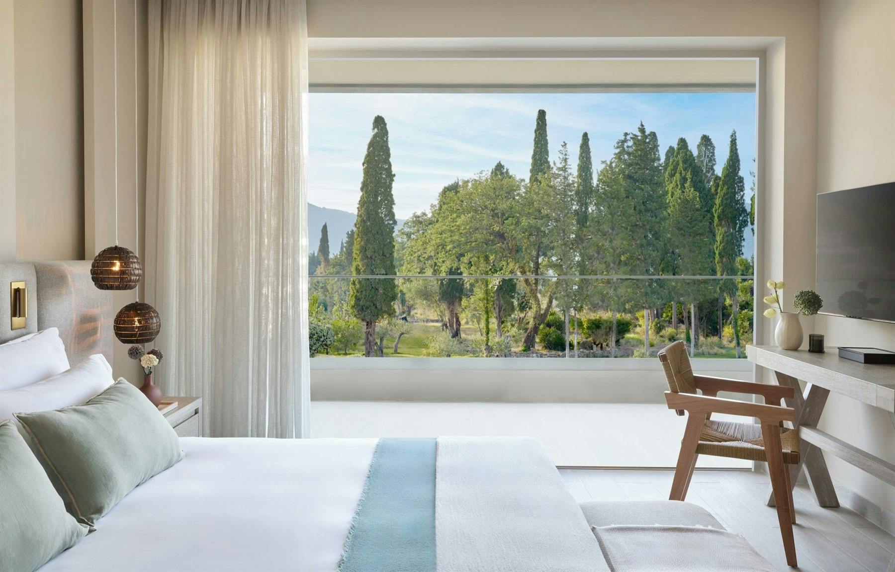 One Bedroom Suite Balcony Garden View