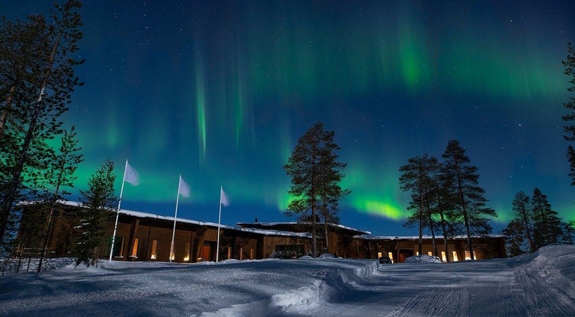 Northern lights over Octola Lodge 