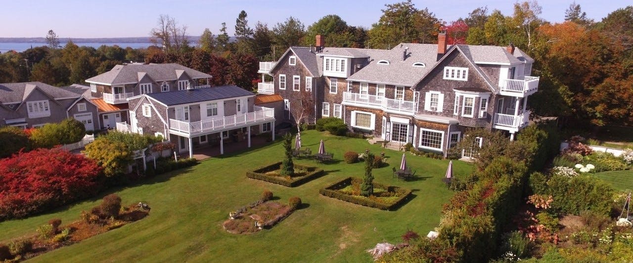 Exterior view of The Kingsbrae Arms, Canada