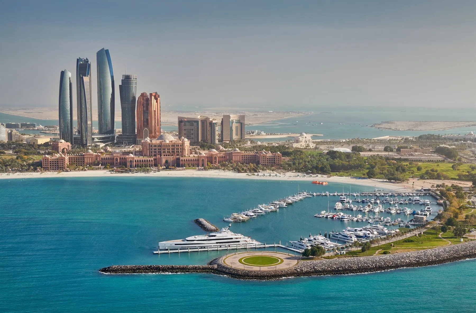 Abu Dhabi splendour