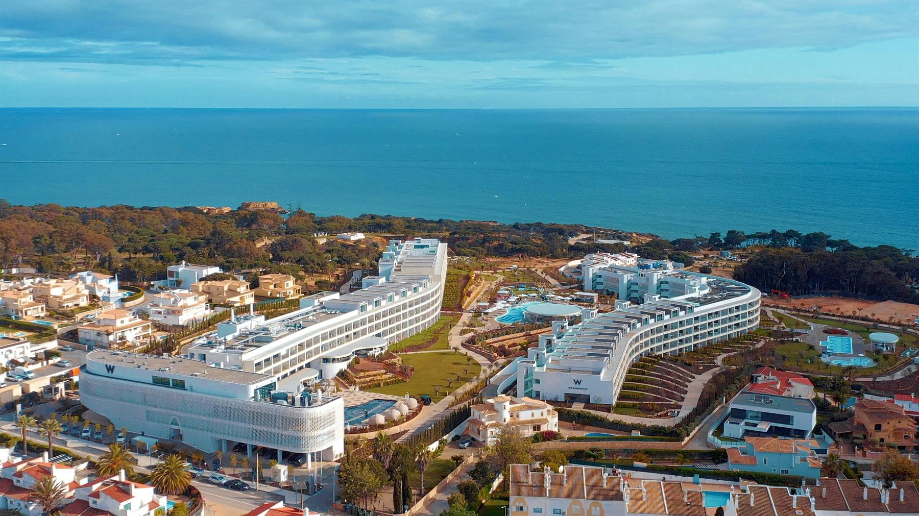 Escape to the Algarve this summer, watch the sunset from the stunning new rooftop lounge Air<place>W Algarve</place><fomo>85</fomo>