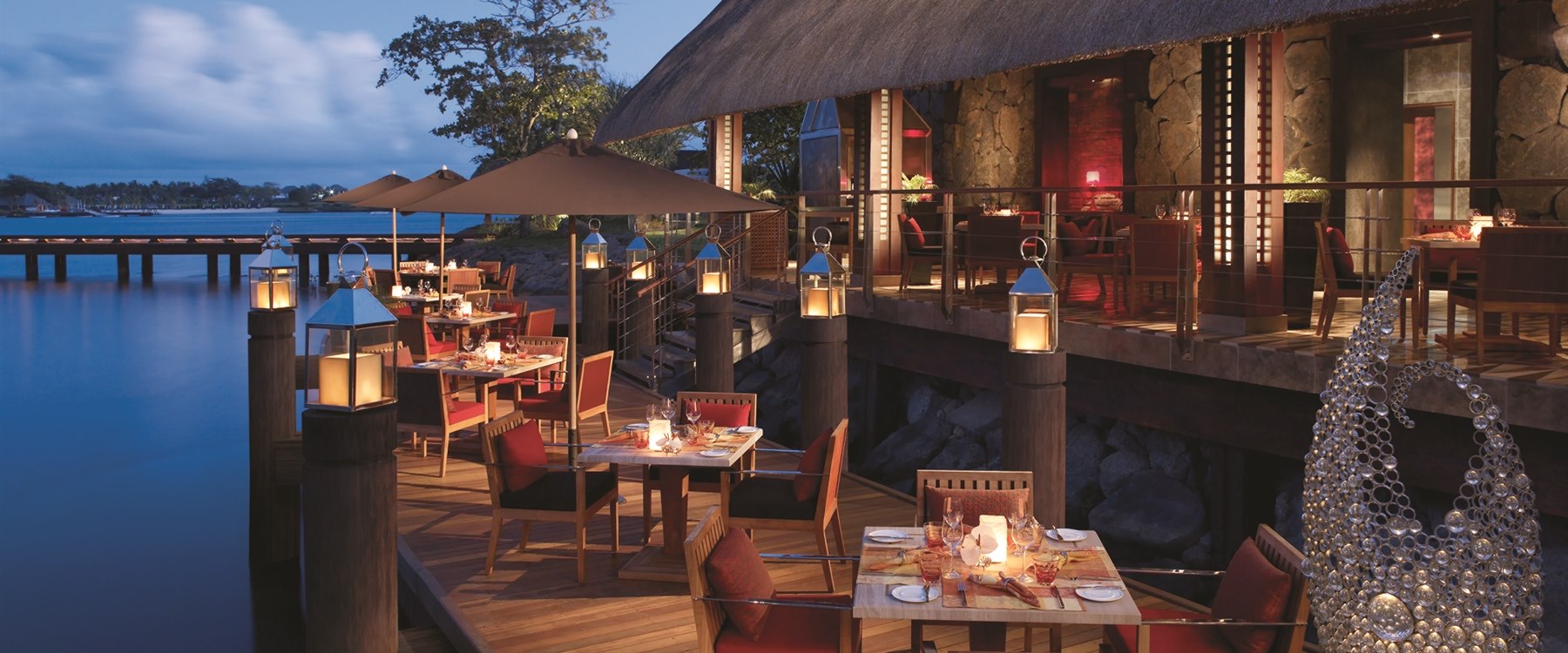 Dining at Four Seasons Resort Mauritius at Anahita