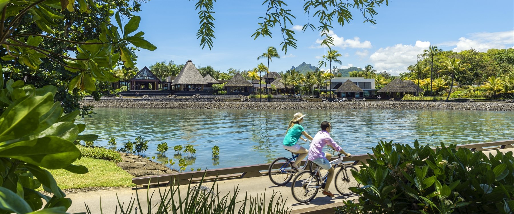 Cycle around Four Seasons Resort Mauritius at Anahita