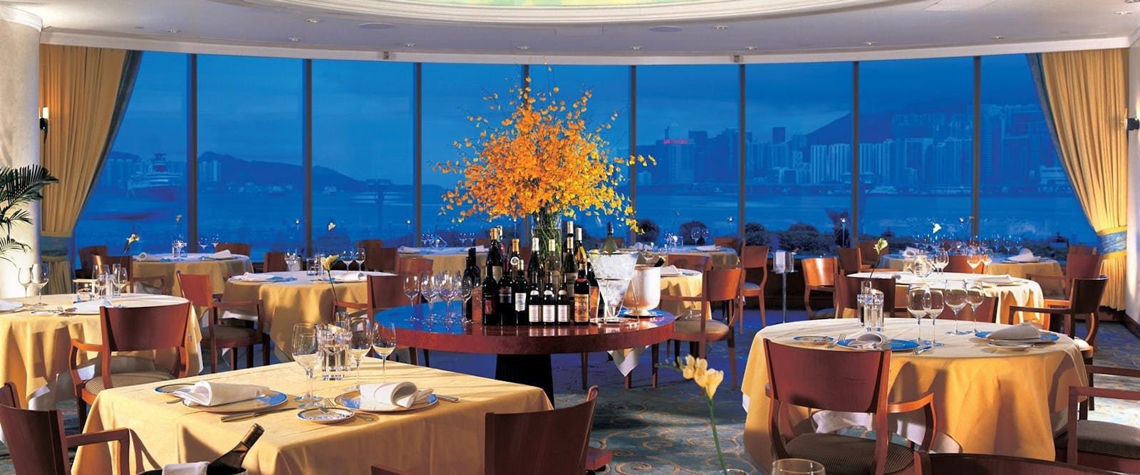 Harbour Grand Kowloon Luxury holidays to Hong Kong