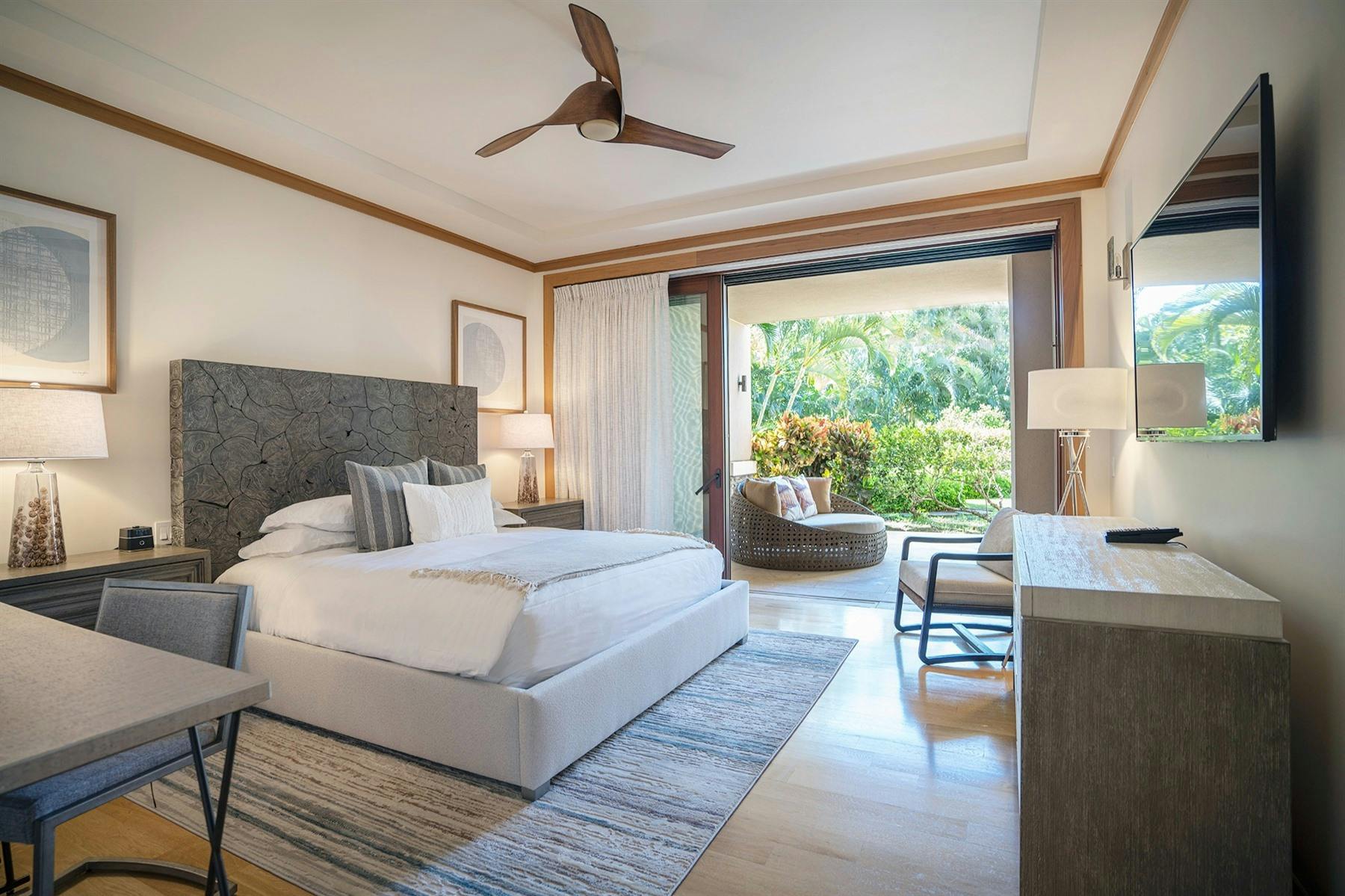 Three-Bedroom Grand Residence