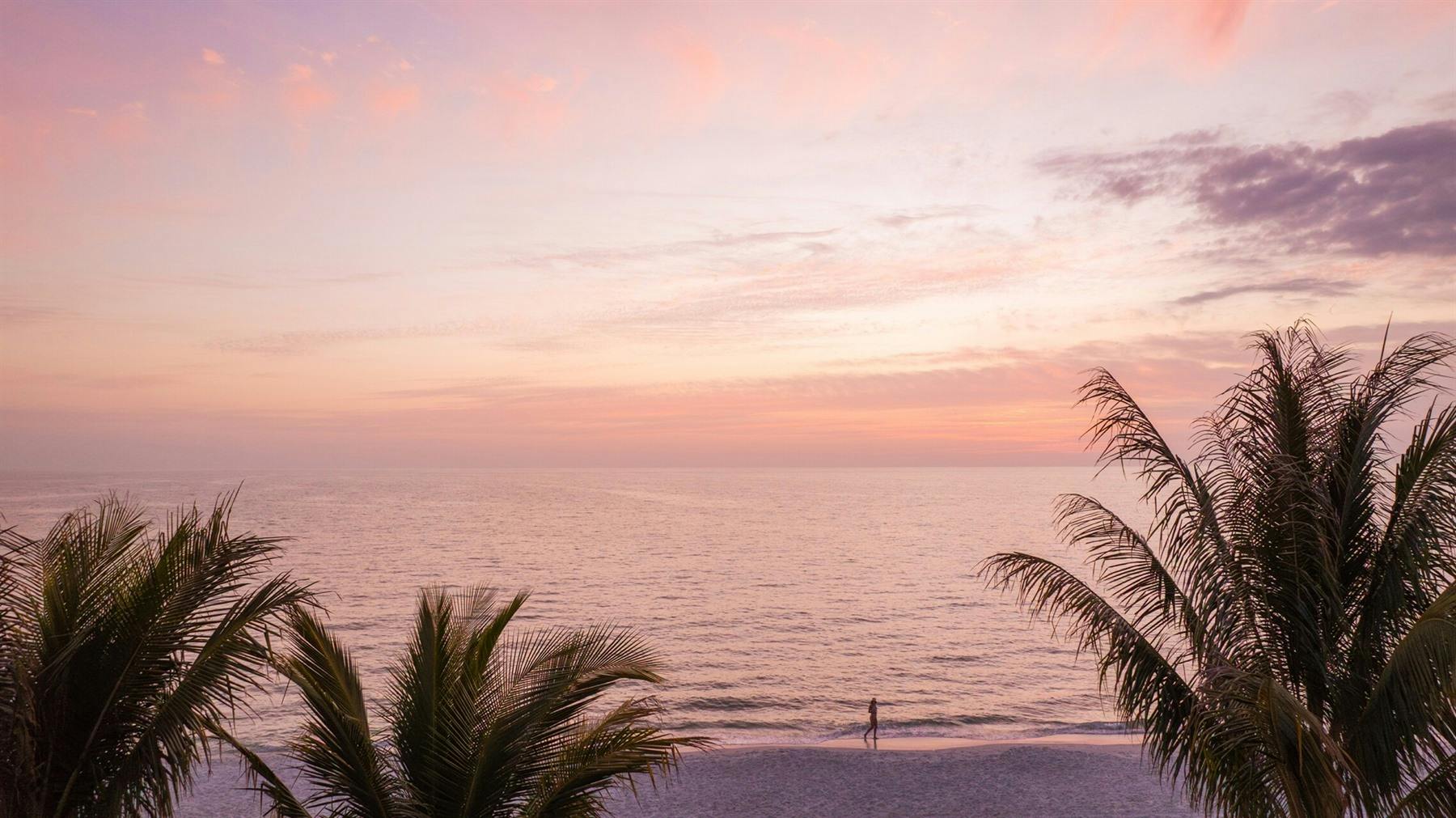 | Naples Beach Club, A Four Seasons Resort