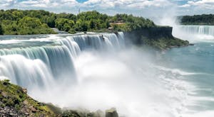 Canada’s Capital Cities plus Niagara Falls Escorted Tour