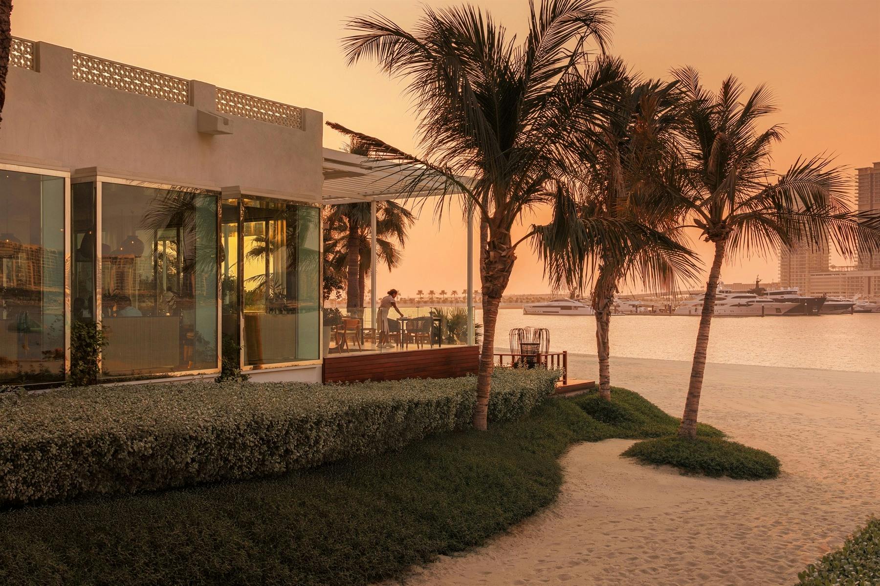 The Beach Bar & Grill