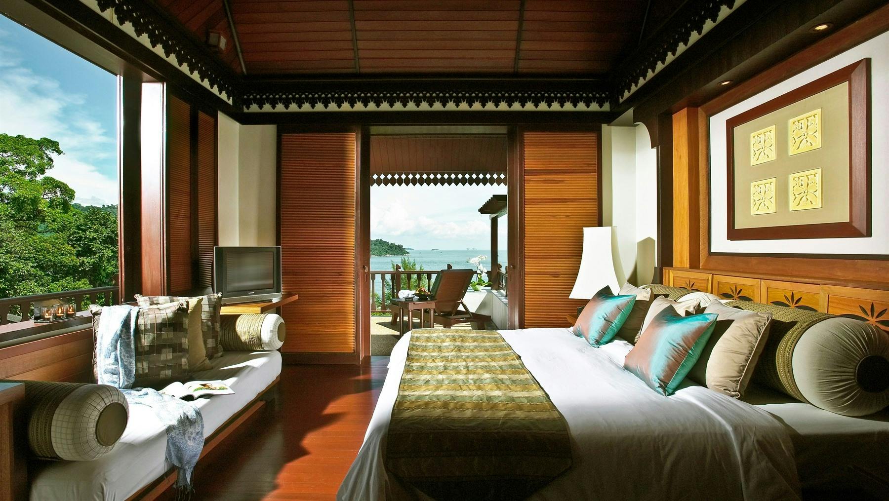 Pavarotti Suite bedroom at Pangkor Laut Resort
