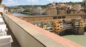 Visit this chic hotel, superbly located for enjoying all that beautiful Florence has to offer<place>Portrait Firenze</place><fomo>175</fomo>
