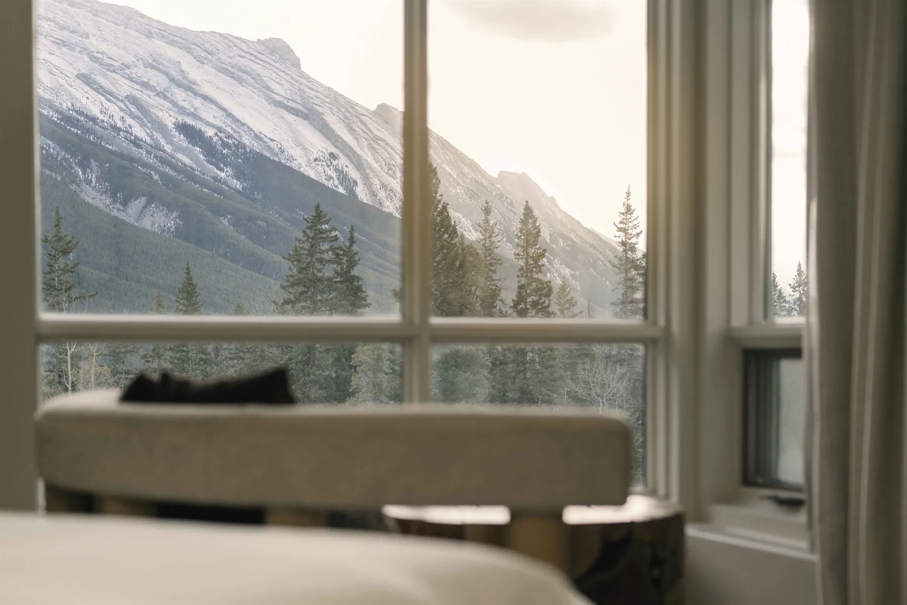 Luxury Peak View Room, Rimrock Banff, Alberta, Canada
